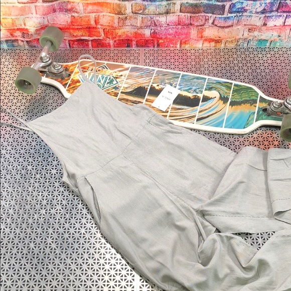 RVCA Pants - 🔥🔥 RVCA DANFORTH JUMPSUIT 🔥🔥